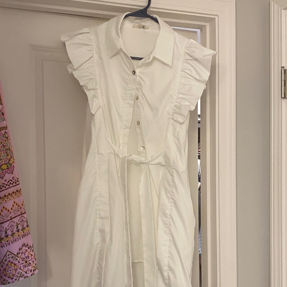 Entro Classic White Dress